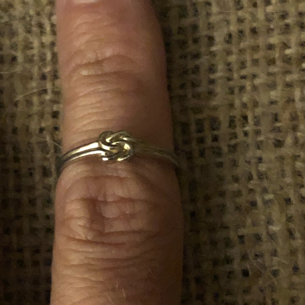 Small knot ring - Picture 4 of 4